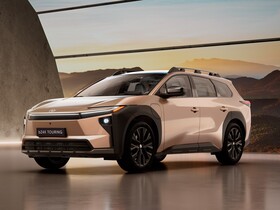 uusi Toyota bZ4X Touring